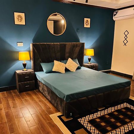 The Comfort Lodges Islamabad Esterno foto