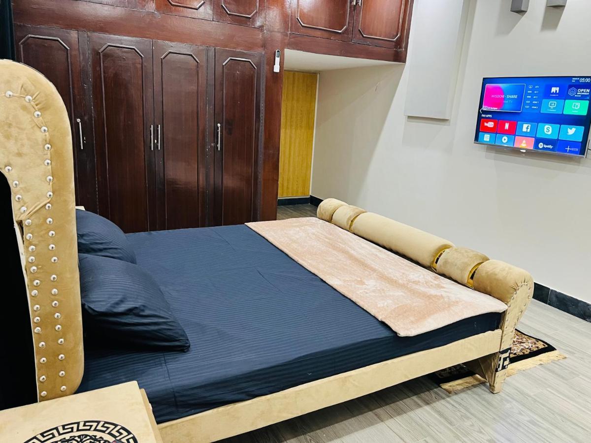 The Comfort Lodges Islamabad Esterno foto