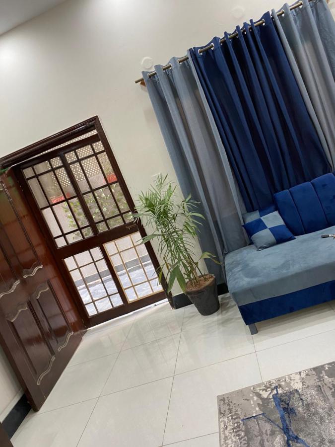 The Comfort Lodges Islamabad Esterno foto