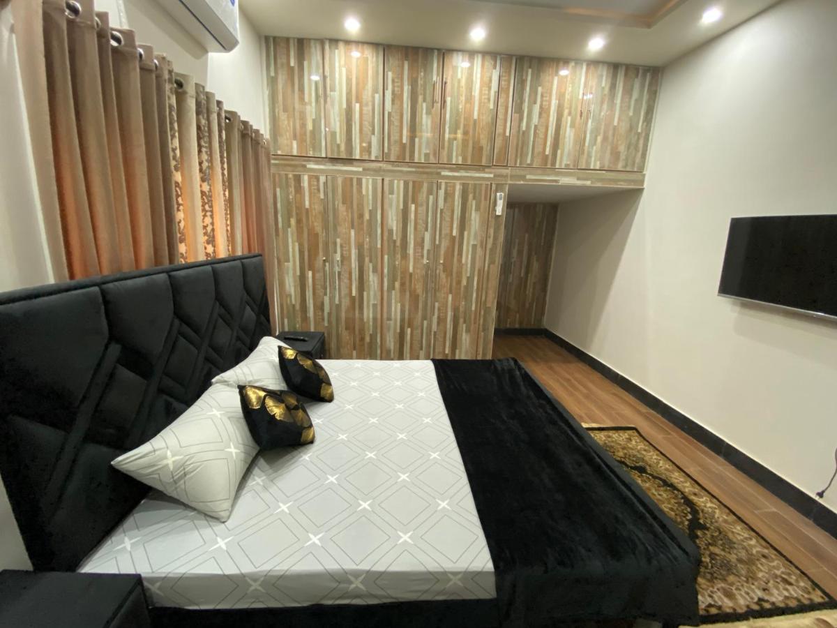 The Comfort Lodges Islamabad Esterno foto