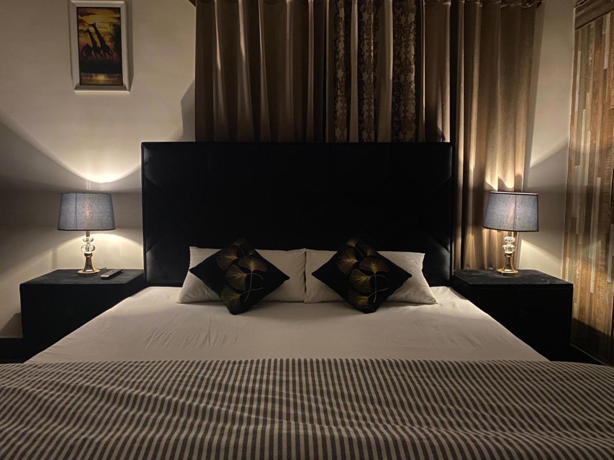 The Comfort Lodges Islamabad Esterno foto